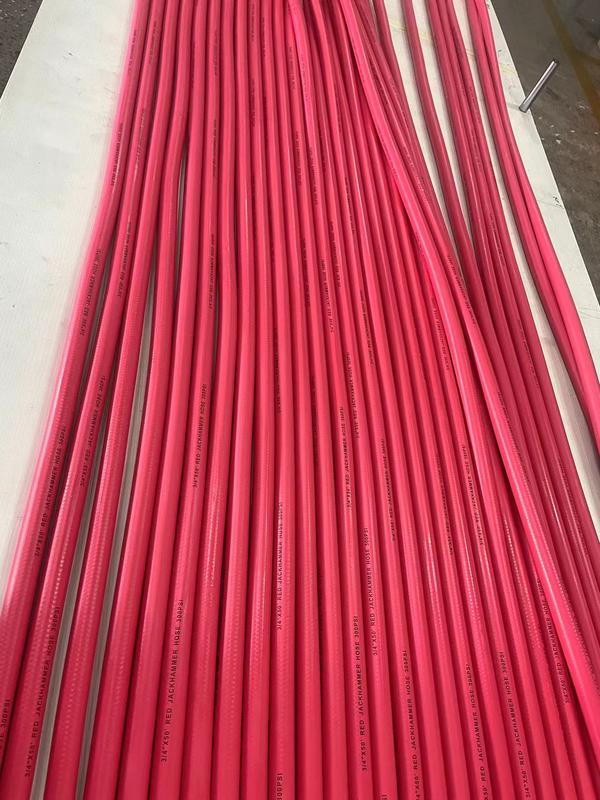 Mangueira de Ar para Rompedor Pneumático – Mangueira de Borracha Reforçada para Ferramentas Pneumáticas, Construção e Aplicações Industriais | 300 PSI