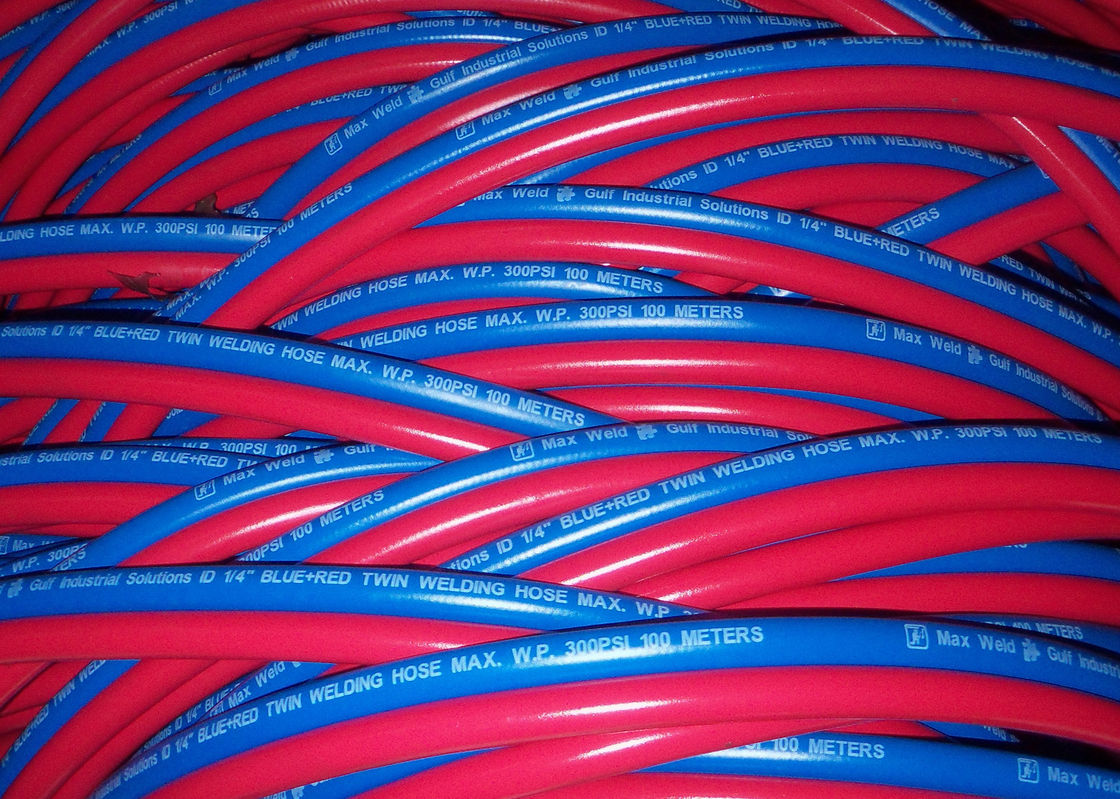 mangueira gêmea de borracha da soldadura da categoria R de 6MM barra vermelha &amp; do azul 20 para o corte de gás BS EN559